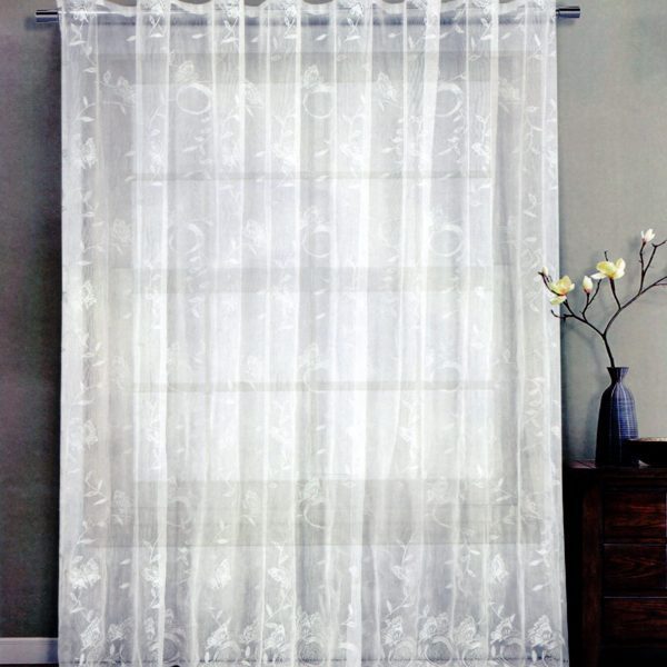 Dienas gatavie aizkari bez lentes 250x300 cm
