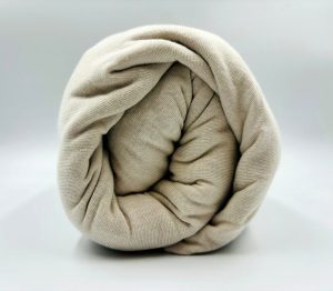 200×220 Trikotāžas palags ar gumiju Jersey 100% kokvilnas (Gaiši pelēcīgi bēšs)