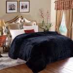 220×240  Pūkains gultas pārklājs-pleds (melns)