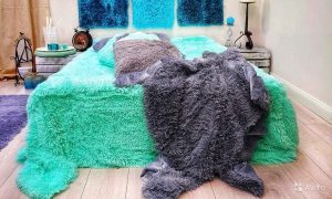 220×240  Pūkains gultas pārklājs/pleds (gaiši tirkīza)