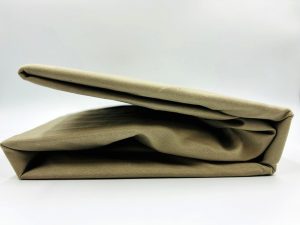 200×220 Palags ar gumiju by Mylano Exclusive Collection /100% KOKVILNA SATĪNS (bēšs)