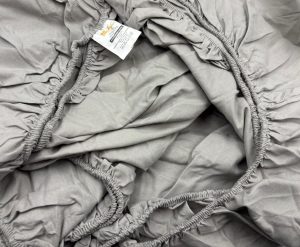 200×220 Palags ar gumiju by Mylano  Exclusive Collection /100% KOKVILNA SATĪNS (gaiši pelēks) - Image 2