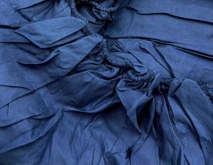 200×220 Palags ar gumiju by Mylano  Exclusive Collection /100% KOKVILNA SATĪNS (tumši zils) - Image 2