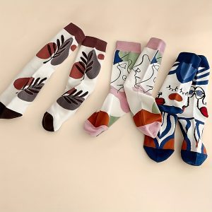 Kokvilnas sieviešu zeķes ar māksalas zīmējumu - Image 4