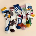 Kokvilnas sieviešu zeķes ar māksalas zīmējumu