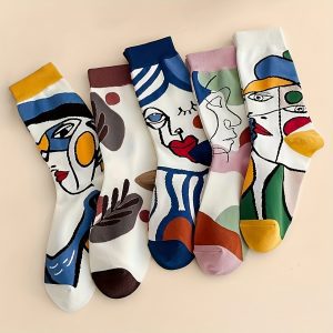 Kokvilnas sieviešu zeķes ar māksalas zīmējumu