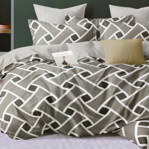 220x240 King Size Gultas veļas komplekts by MILANO ar palagu/ 100% kokvilna satīns