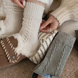 Sieviešu kokvilnas zeķes ar pīto rakstu – mīkstas, siltas un stilīgas ikdienai - Image 2