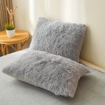 Premium dekoratīvas spilvendrānas ar mākslīgo kažokādu, 50×70