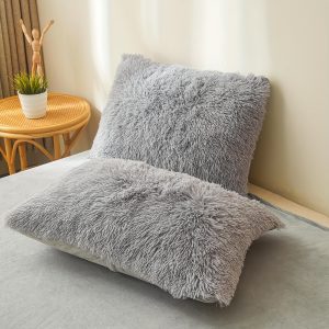 Premium dekoratīvas spilvendrānas ar mākslīgo kažokādu, 50×70