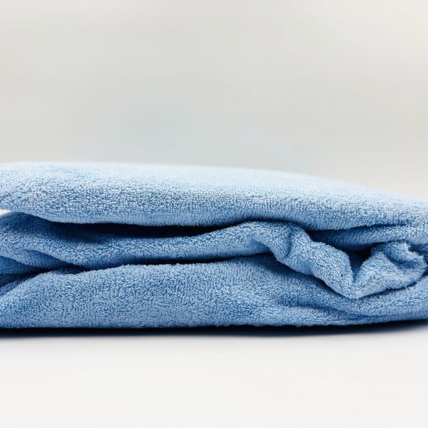 80×160 cm Bērnu frotē palags ar gumiju – Premium komforts (gaiši zils)