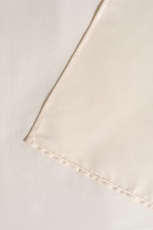 160×200 cm Vienkrāsains palags bez gumijas Milano Comfort Satin (gaiši bēšs) - Image 2