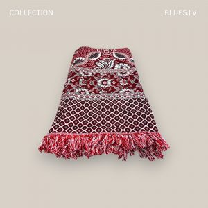 Dekoratīvs kokvilnas pārklājs 220×250 cm  ar bārkstīm – aveņu