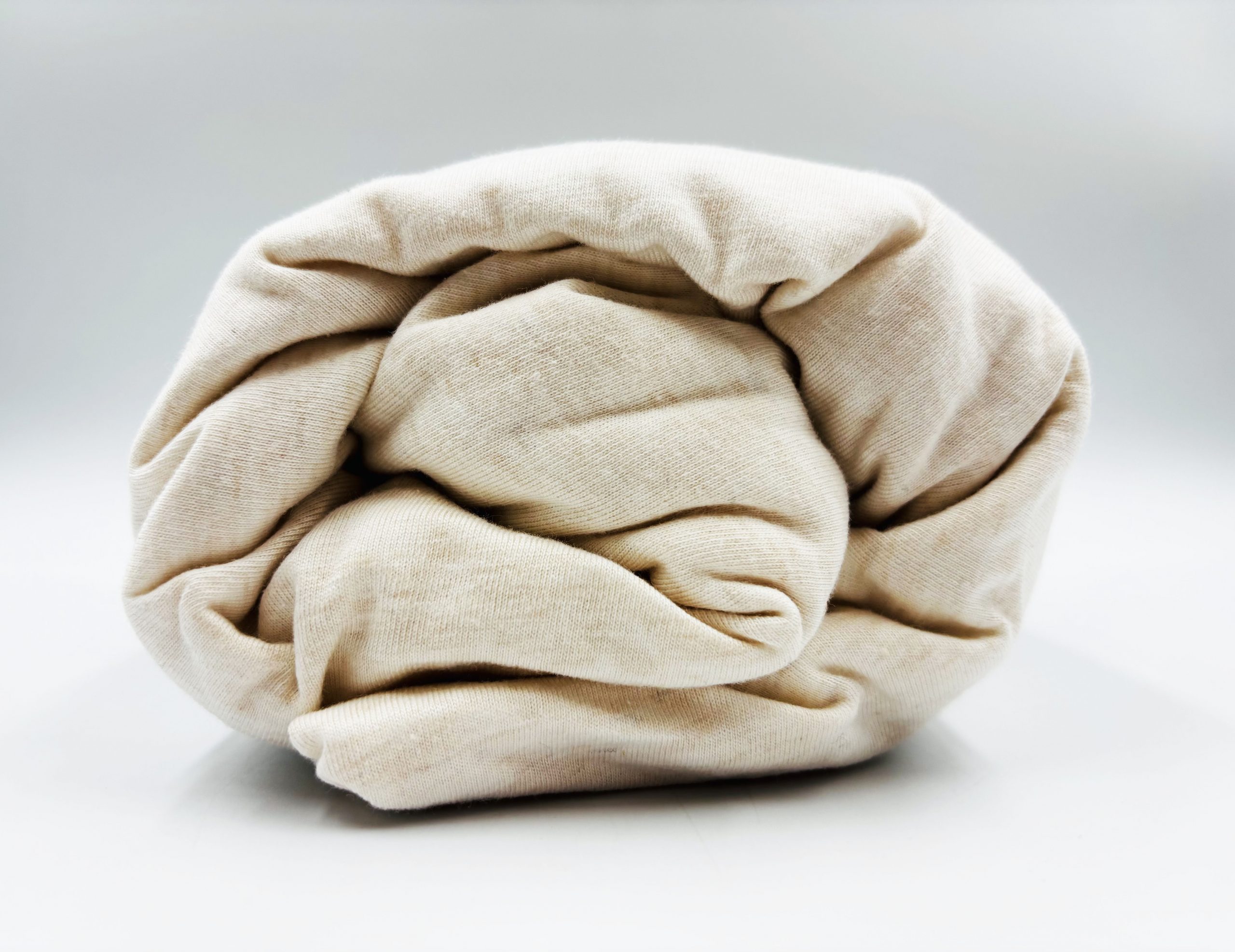599 -1 180×200 Palags ar gumiju Jersey - 100% kokvilna (Šampanieša bēšs ar smalkām svītrām) - Image 1