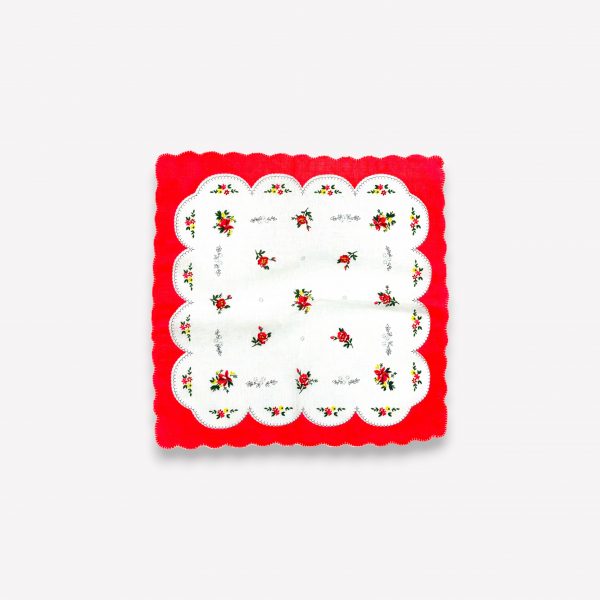 Elegants sieviešu auduma kabatlakatiņš 28×28 cm ar ziediem (persiku)